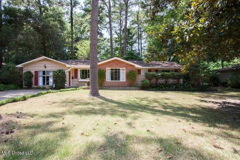 5461 Pine Lane Dr, Jackson, MS 39211 photo 1