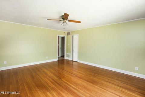 5461 Pine Lane Dr, Jackson, MS 39211 photo 3