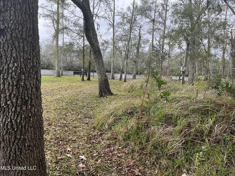 9413 Riverlodge Dr, Moss Point, MS 39562 photo 7
