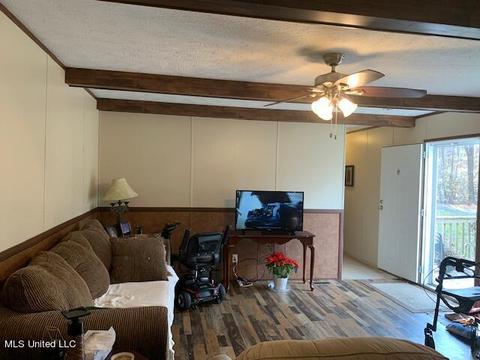 821 Marc Walling St, Brandon, MS 39042 photo 6