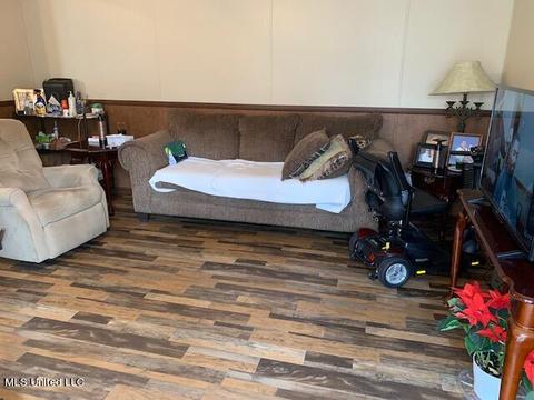 821 Marc Walling St, Brandon, MS 39042 photo 8