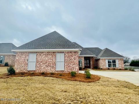 205 Ashbury Cv, Canton, MS 39046 photo 2