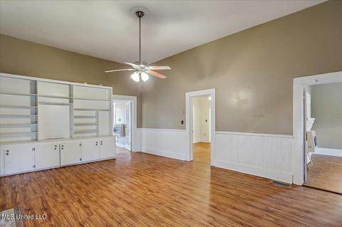227 SW 2nd Ave, Magee, MS 39111 photo 5