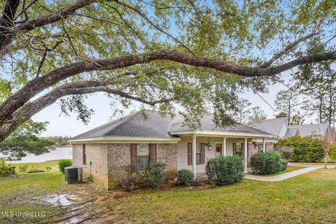 19565 E Riverline Dr, Saucier, MS 39574 photo 2