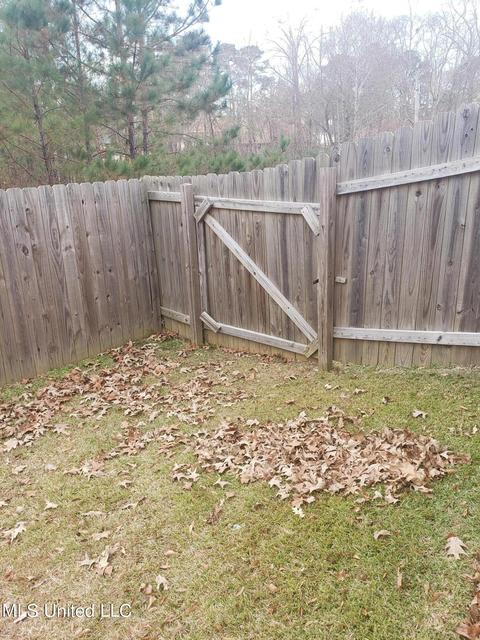 257 Gaddy Dr, Byram, MS 39272 photo 13