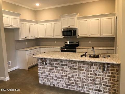 201 Longfellow Cv, Byram, MS 39272 photo 1