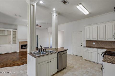 405 Turtle Ln, Brandon, MS 39047 photo 12