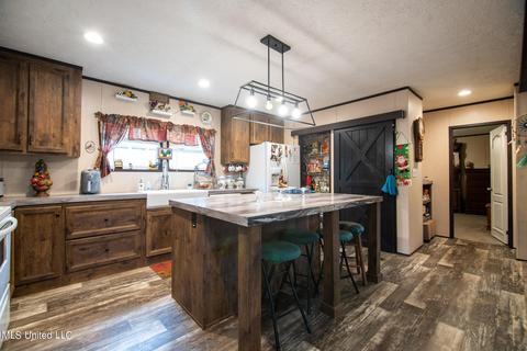 53 Barbara Hills Rd, Brooklyn, MS 39425 photo 5