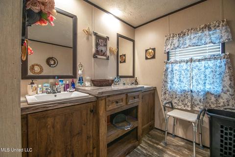 53 Barbara Hills Rd, Brooklyn, MS 39425 photo 8