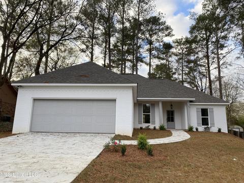109 Sara Dr, Brandon, MS 39042 photo 1