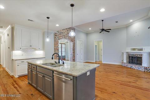 216 Grace Dr, Flowood, MS 39232 photo 13