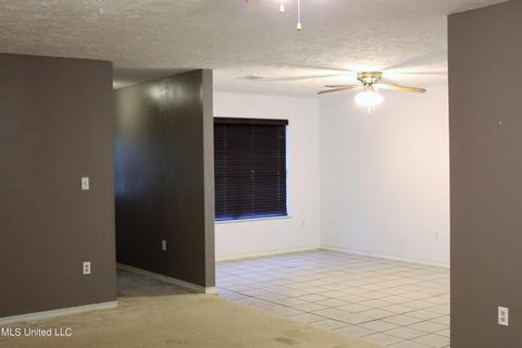 14613 Wolf Ridge Rd, Moss Point, MS 39562 photo 7