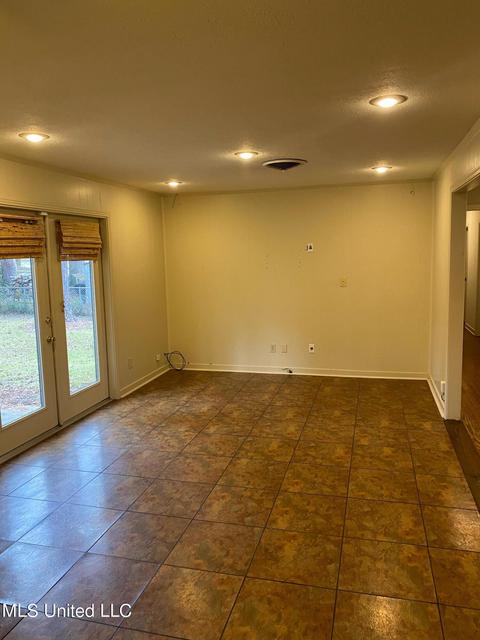 5414 Ridgewood Rd, Jackson, MS 39211 photo 5