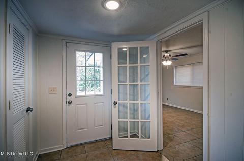 1502 Sheffield Dr, Jackson, MS 39211 photo 17