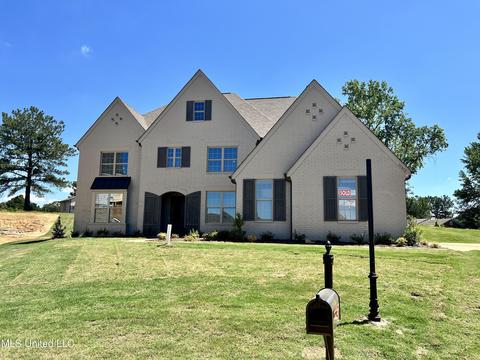 13872 High Fields Way, Olive Branch, MS 38654 photo 1
