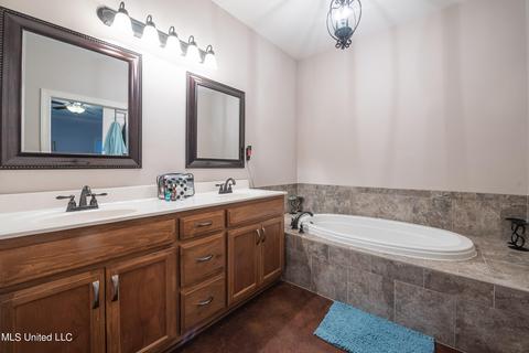 10067 Emerald Forest Dr, Hernando, MS 38632 photo 13