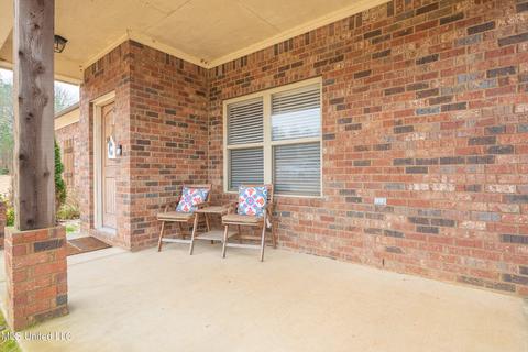 10067 Emerald Forest Dr, Hernando, MS 38632 photo 2