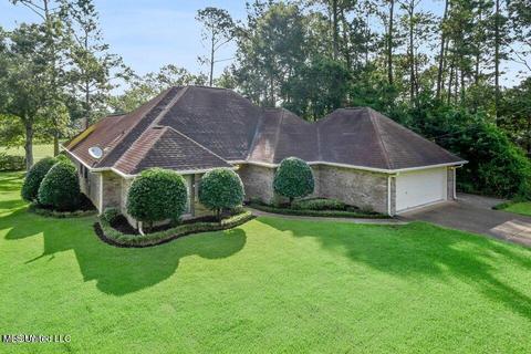 7922 Ewa Pl, Diamondhead, MS 39525 photo 1