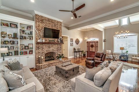 1102 Cherry Ln, Brandon, MS 39042 photo 9