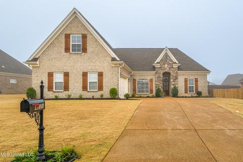 4231 E Vineyard Drive E Dr, Southaven, MS 38672 photo 1