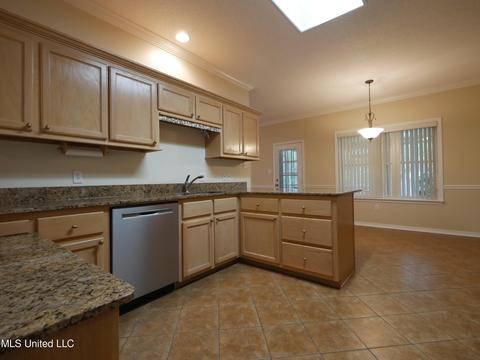 68207 E Diamondhead Dr, Diamondhead, MS 39525 photo 17