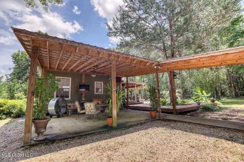 149 Tom Garner Rd, Mchenry, MS 39561 photo 9