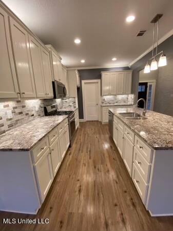 12775 Highway 613, Moss Point, MS 39562 photo 9