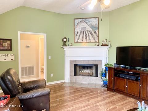 409 Windchase Dr, Brandon, MS 39042 photo 5