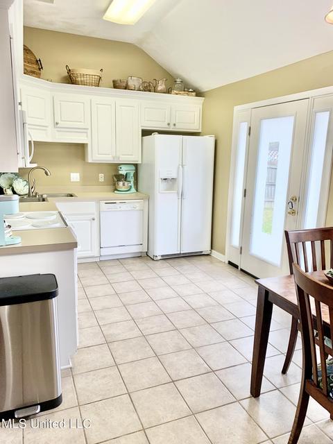 409 Windchase Dr, Brandon, MS 39042 photo 9