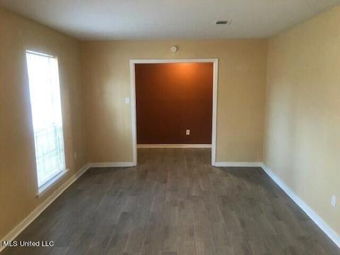 341 Foxboro Dr, Jackson, MS 39211 photo 8