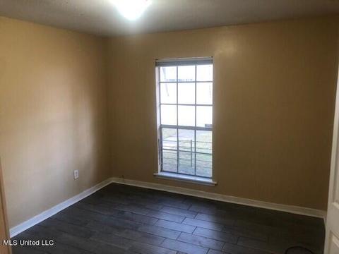 341 Foxboro Dr, Jackson, MS 39211 photo 6
