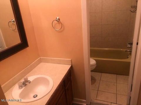 341 Foxboro Dr, Jackson, MS 39211 photo 5