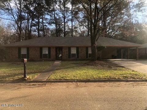 341 Foxboro Dr, Jackson, MS 39211 photo 1