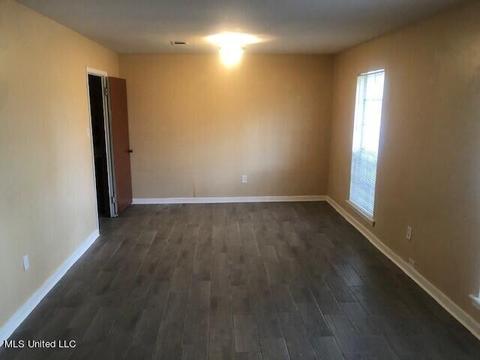 341 Foxboro Dr, Jackson, MS 39211 photo 9