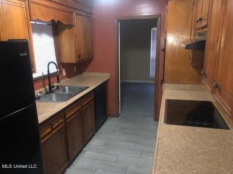 341 Foxboro Dr, Jackson, MS 39211 photo 3