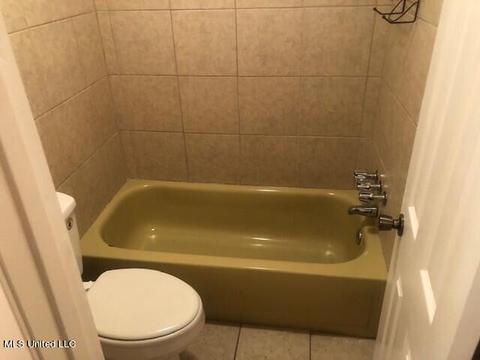 341 Foxboro Dr, Jackson, MS 39211 photo 4