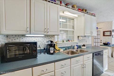 132 Duran Ville St, Jackson, MS 39212 photo 9
