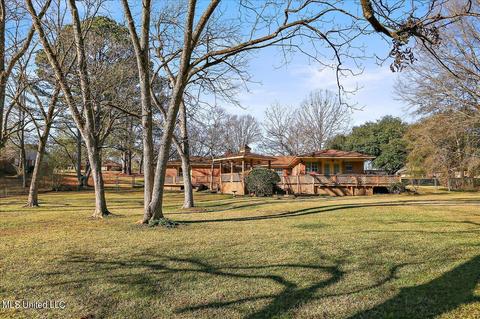 132 Duran Ville St, Jackson, MS 39212 photo 33