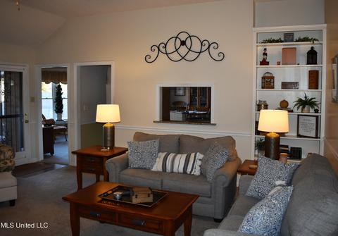 8536 Windersgate Dr, Olive Branch, MS 38654 photo 7