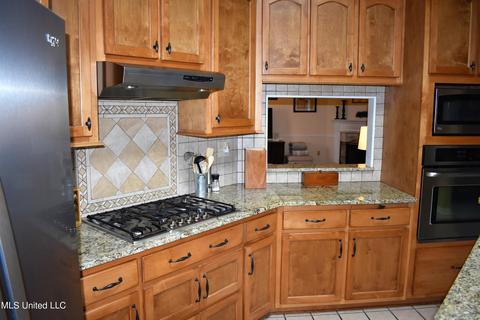 8536 Windersgate Dr, Olive Branch, MS 38654 photo 10