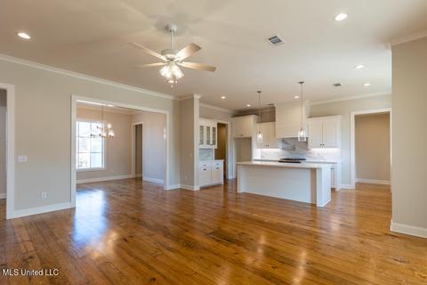 404 Pilot Cir, Brandon, MS 39047 photo 12