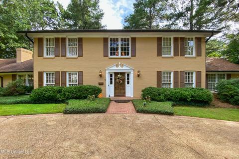 1405 Roxbury Pl, Jackson, MS 39211 photo 1