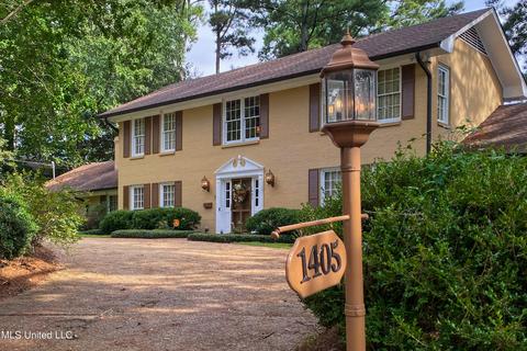 1405 Roxbury Pl, Jackson, MS 39211 photo 2