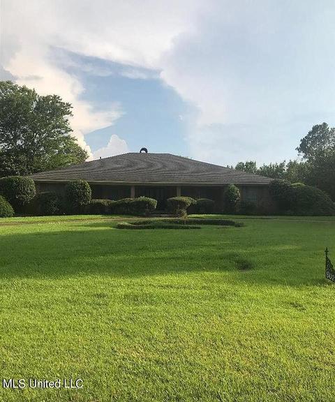 6017 Woodlea Rd, Jackson, MS 39206 photo 1