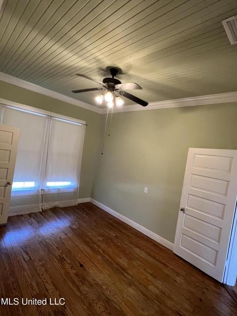 4201 Robinson Ave, Moss Point, MS 39563 photo 12