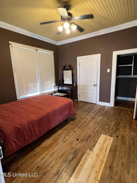4201 Robinson Ave, Moss Point, MS 39563 photo 8