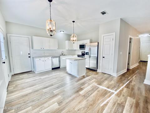 3209 Ryan Cv, Byram, MS 39272 photo 9