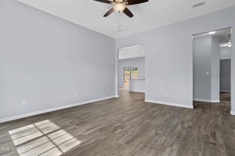 554 Park St, Lucedale, MS 39452 photo 5