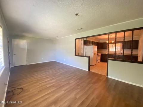 10413 Sherry St, Moss Point, MS 39562 photo 9