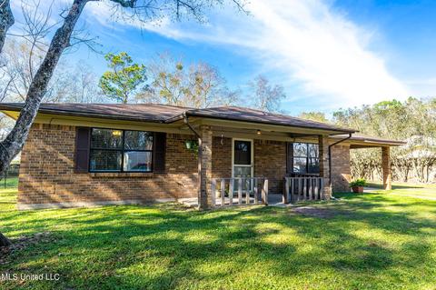 10413 Sherry St, Moss Point, MS 39562 photo 1
